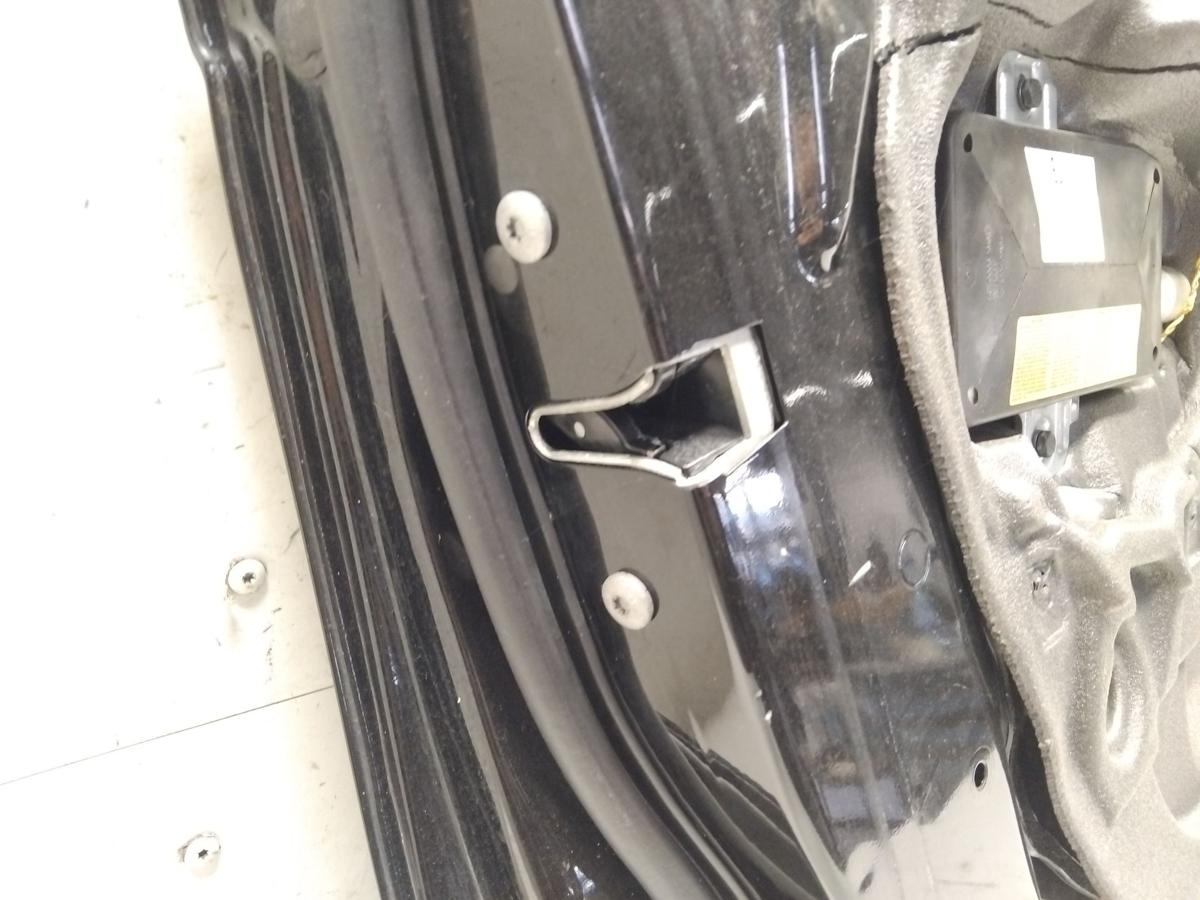 BMW 3er E46 T&uuml;r vorn links Fahrert&uuml;r schwarzmetallic 475 Bj.2002