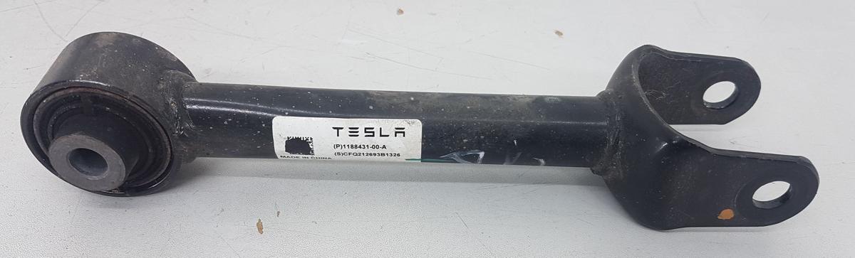 Tesla Model Y Querlenkersatz hinten rechts Satz Querlenker Bj2022 1044451-00-F