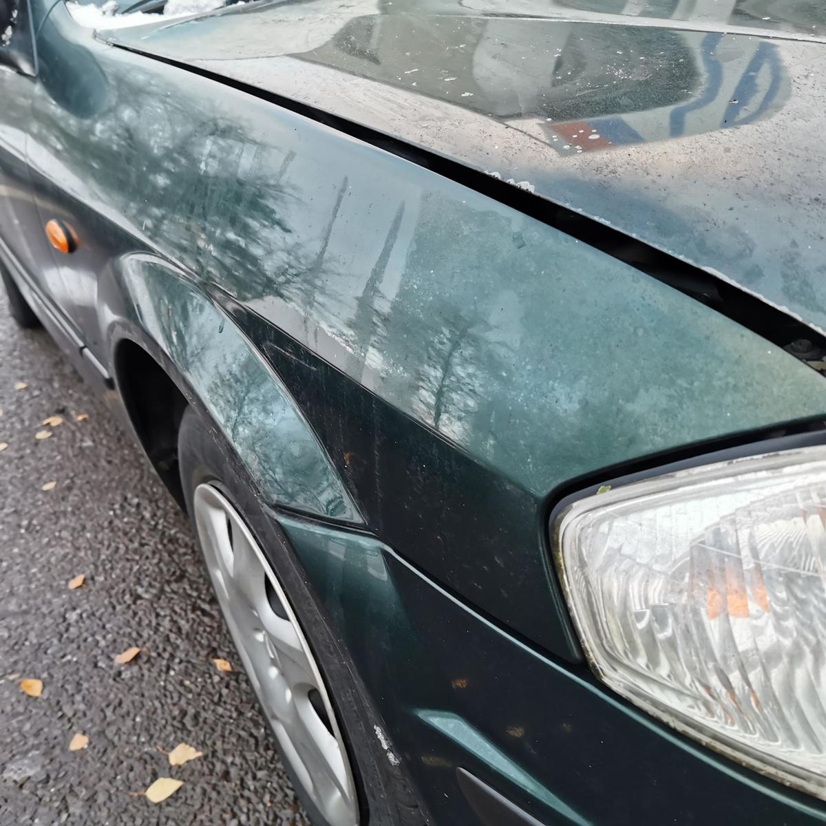 Mazda 323F BJ Kotflügel Fender vorn rechts 18J Grace Green Perl