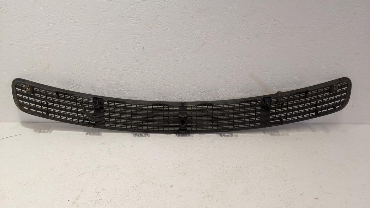 Gitter Blende Abdeckung Motorhaube hinten 744 Brillantsilb Mercedes E Klasse 211