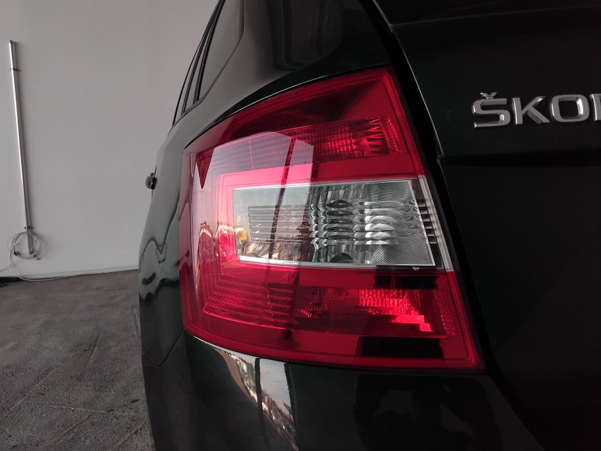 Skoda Rapid NH Spaceback original R&uuml;ckleuchte Heckleuchte links BJ2013