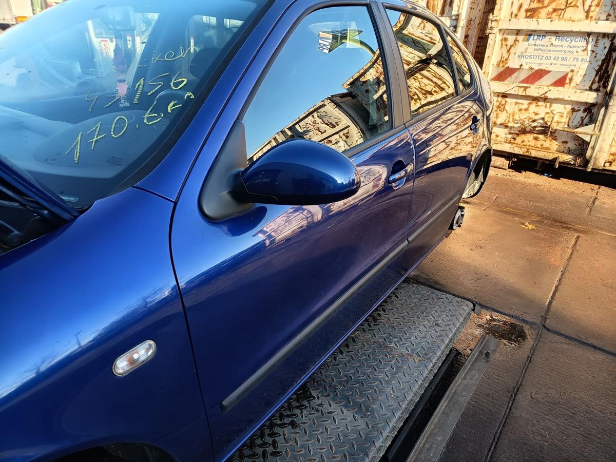 Seat Leon 1M original T&uuml;r vorn links Fahrer S5S Almeriablau Bj 2005