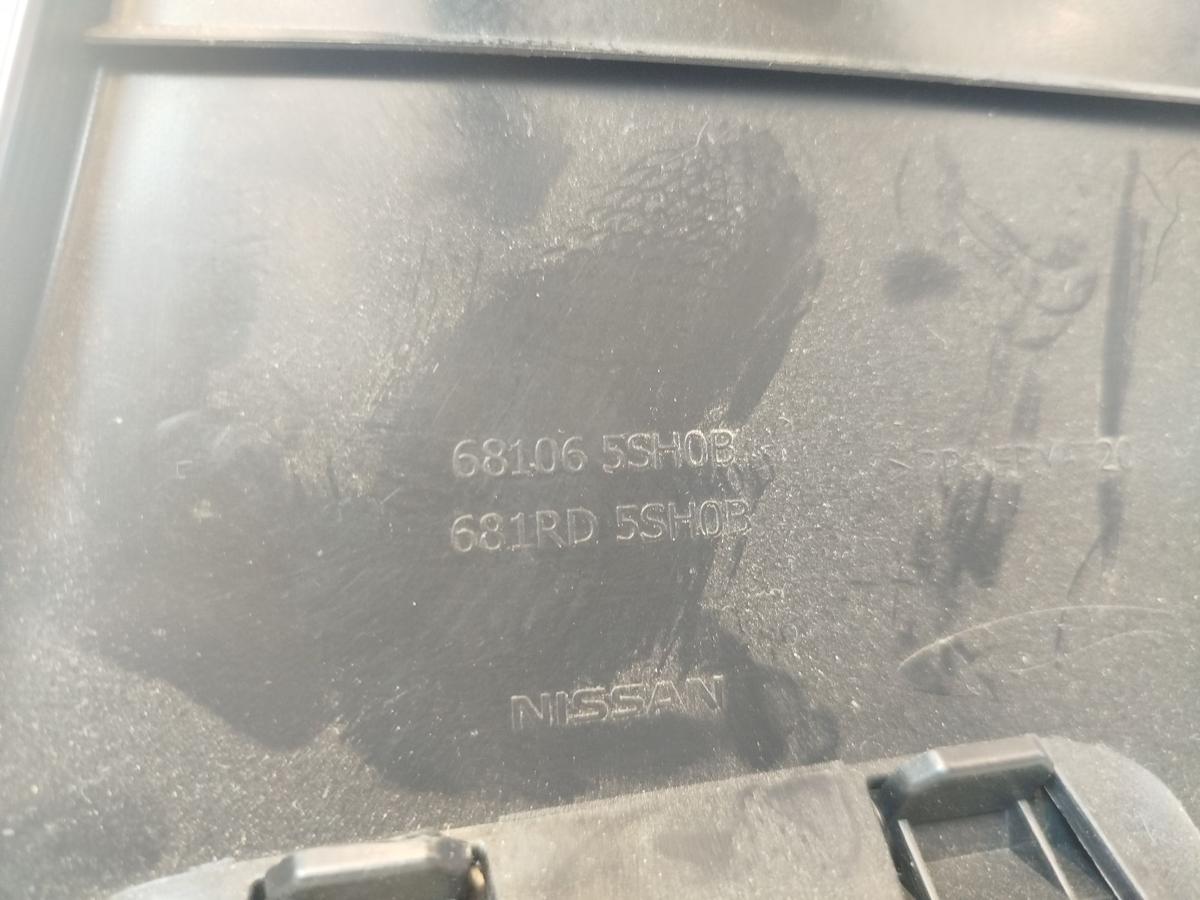 Nissan Leaf ZE1 40kWh Verkleidung Armaturenbrett unten links neben Lenks&auml;ule