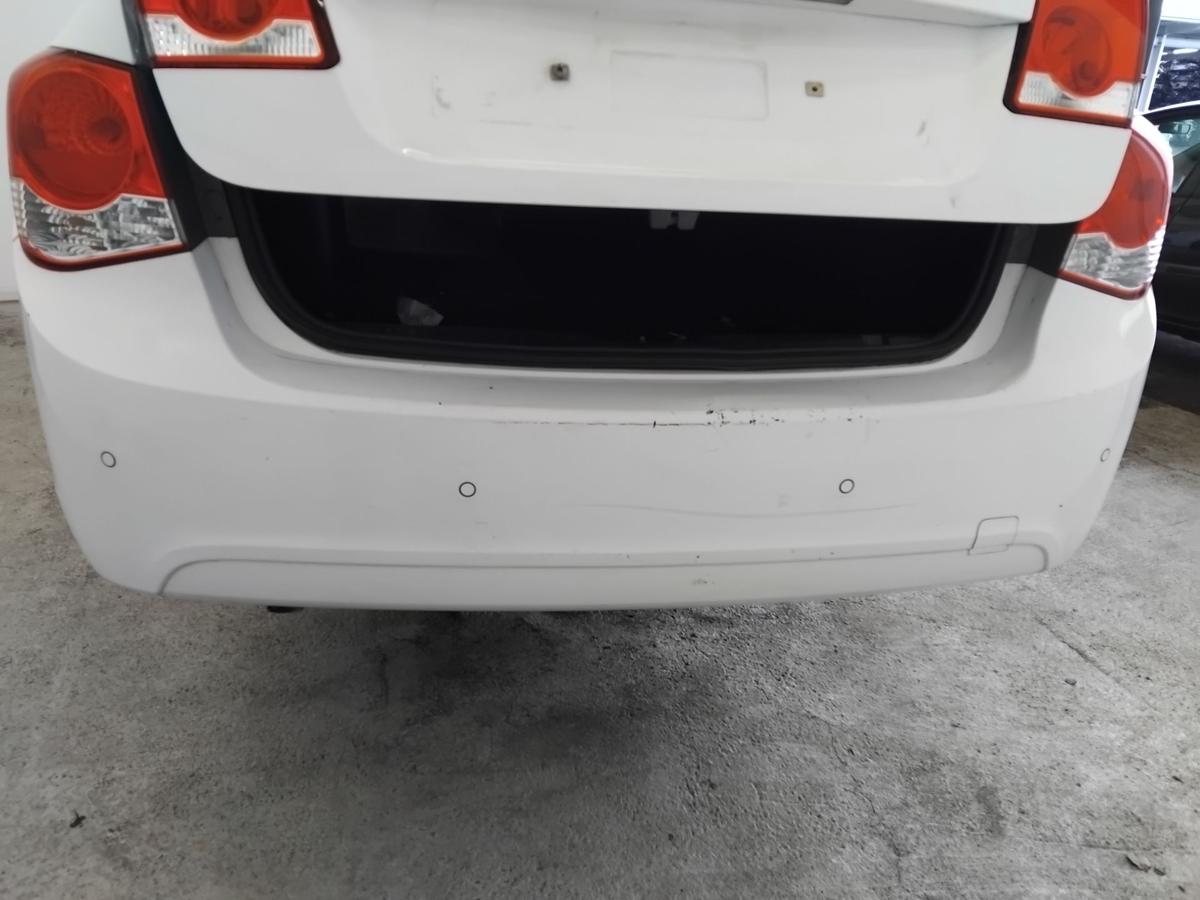 Chevrolet Cruze J300 4-t&uuml;rig Limo orig Stossf&auml;nger Sto&szlig;stange hinten PDC BJ2011