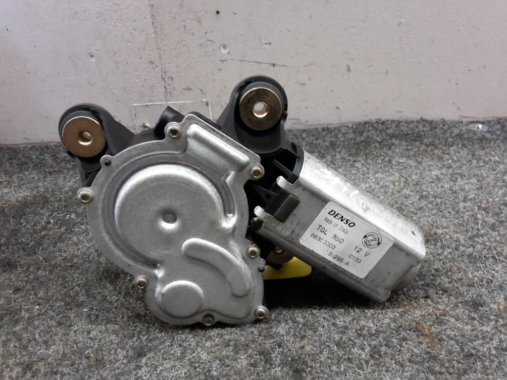 Fiat Stilo 192 BJ 2003 Wischermotor hinten Heckwischermotor 66350003 Denso