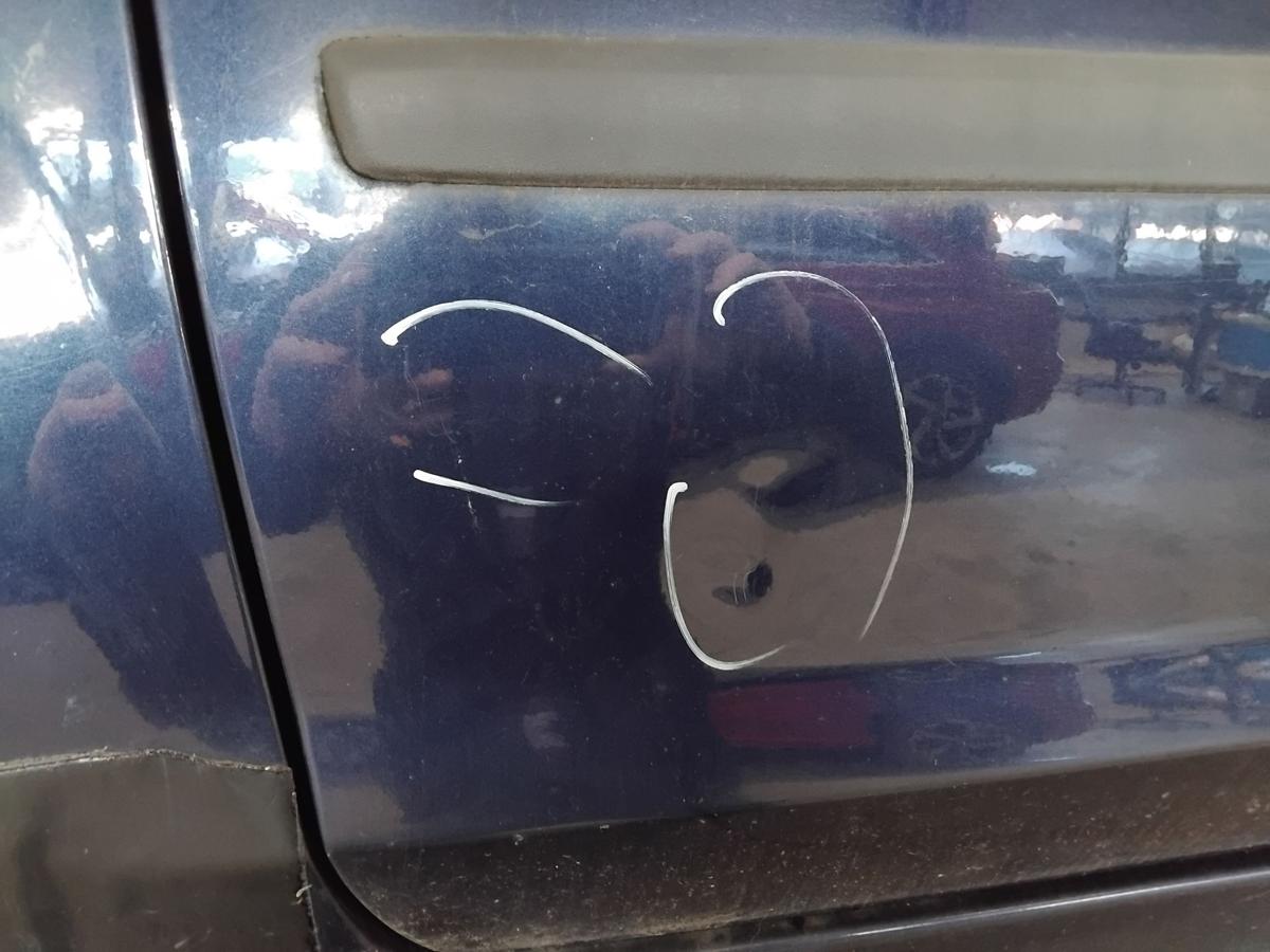 Ford Focus 2 DA3 T&uuml;r vorn links Fahrert&uuml;r 3-T&uuml;rer atlantikblaumetallic Bj.2006