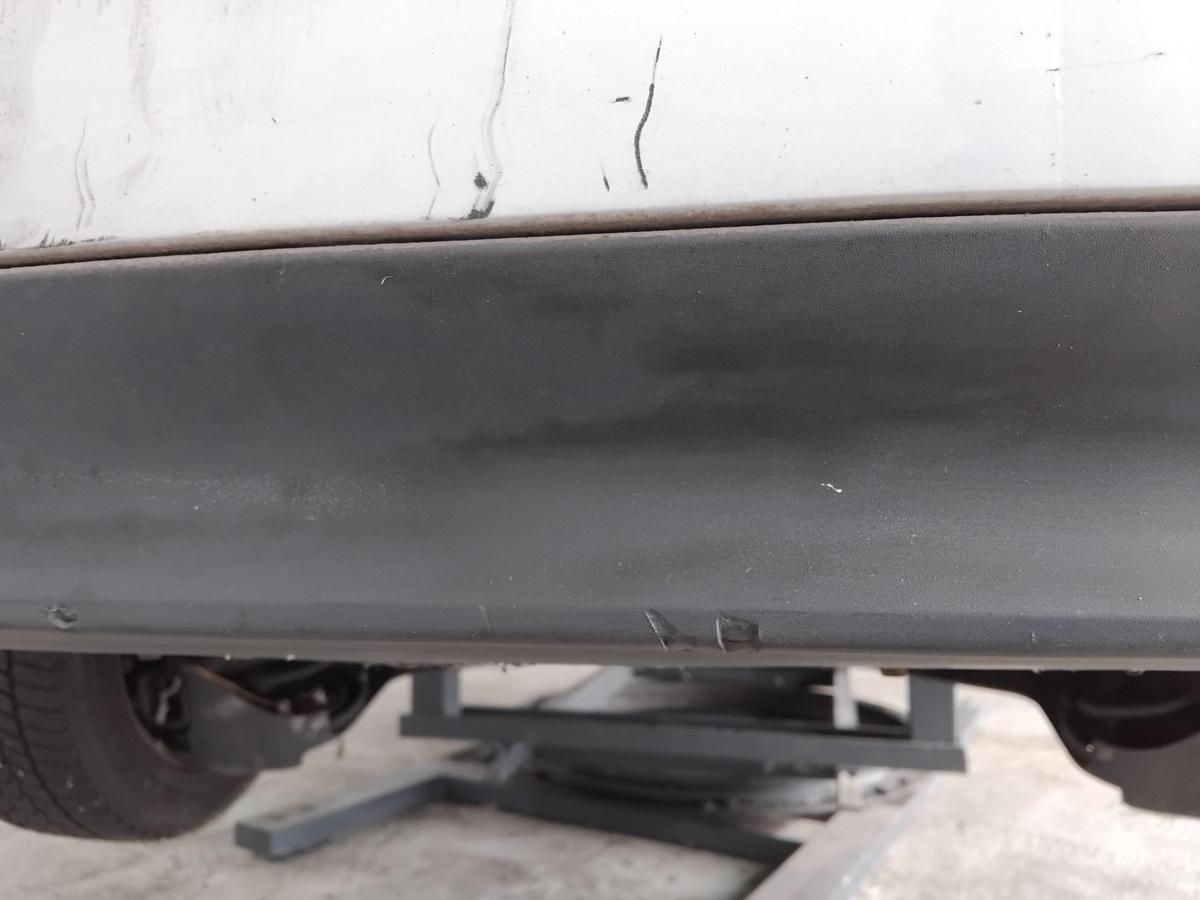 Renault Laguna 3 Kombi original Stoßstange Stossfänger hinten PDC BJ2009 TED69 Gris Platine Metallic