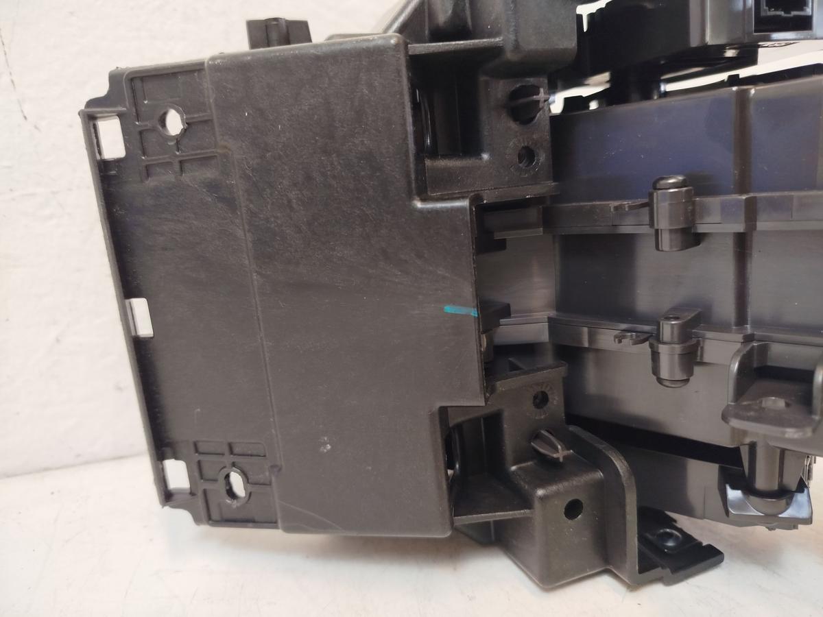 NIO ET7 Elektro Lufd&uuml;sen Luftdusche L&uuml;ftung Bel&uuml;ftung hinten mittig