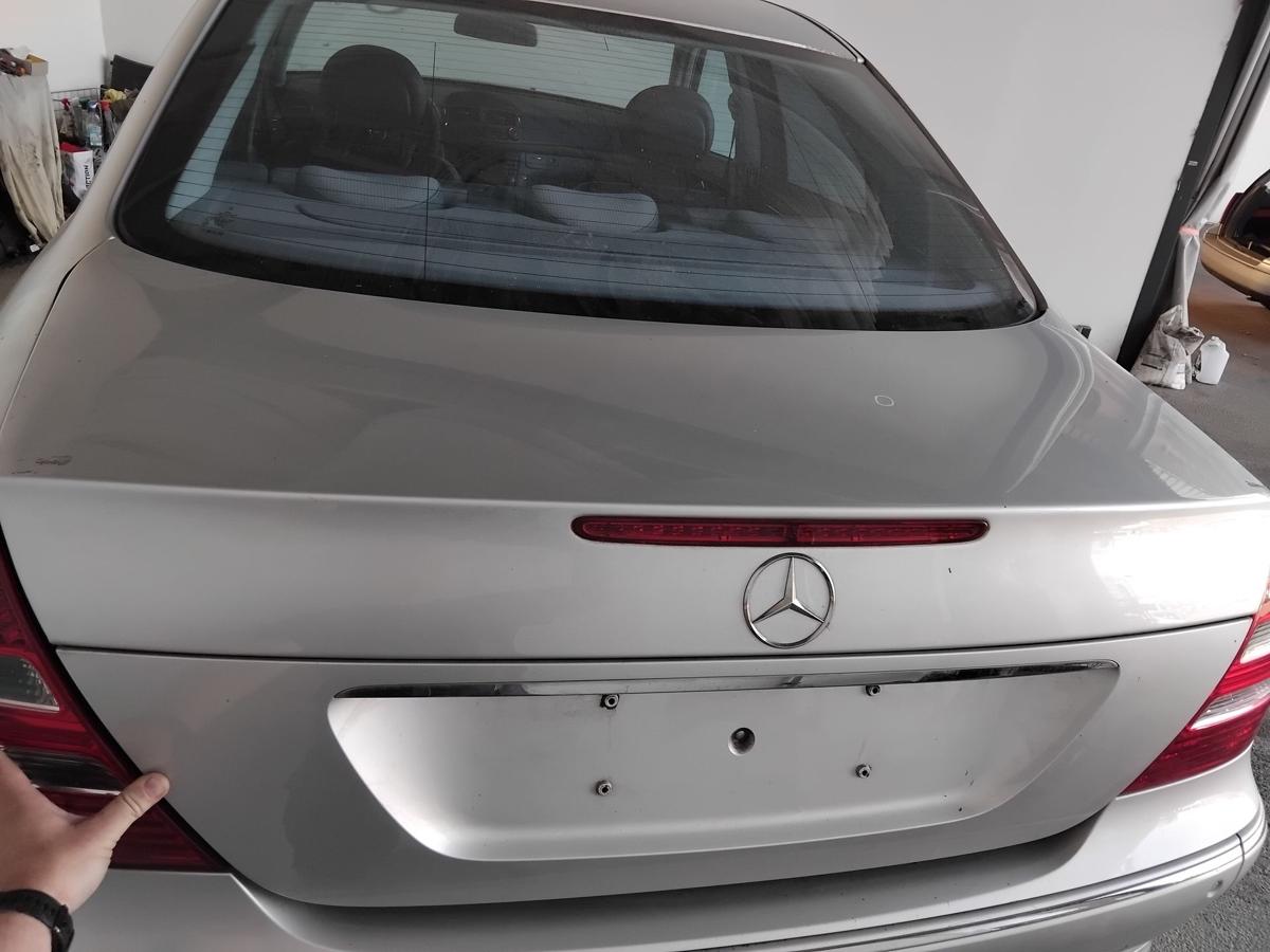 Mercedes E-Klasse W211 Limousine Heckklappe brillantsilber 744 BJ2004
