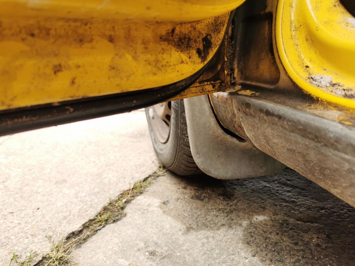 VW Caddy 2K Fahrertür Tür Autotür Rohbautür vorn links ginstergelb R132 TEXT
