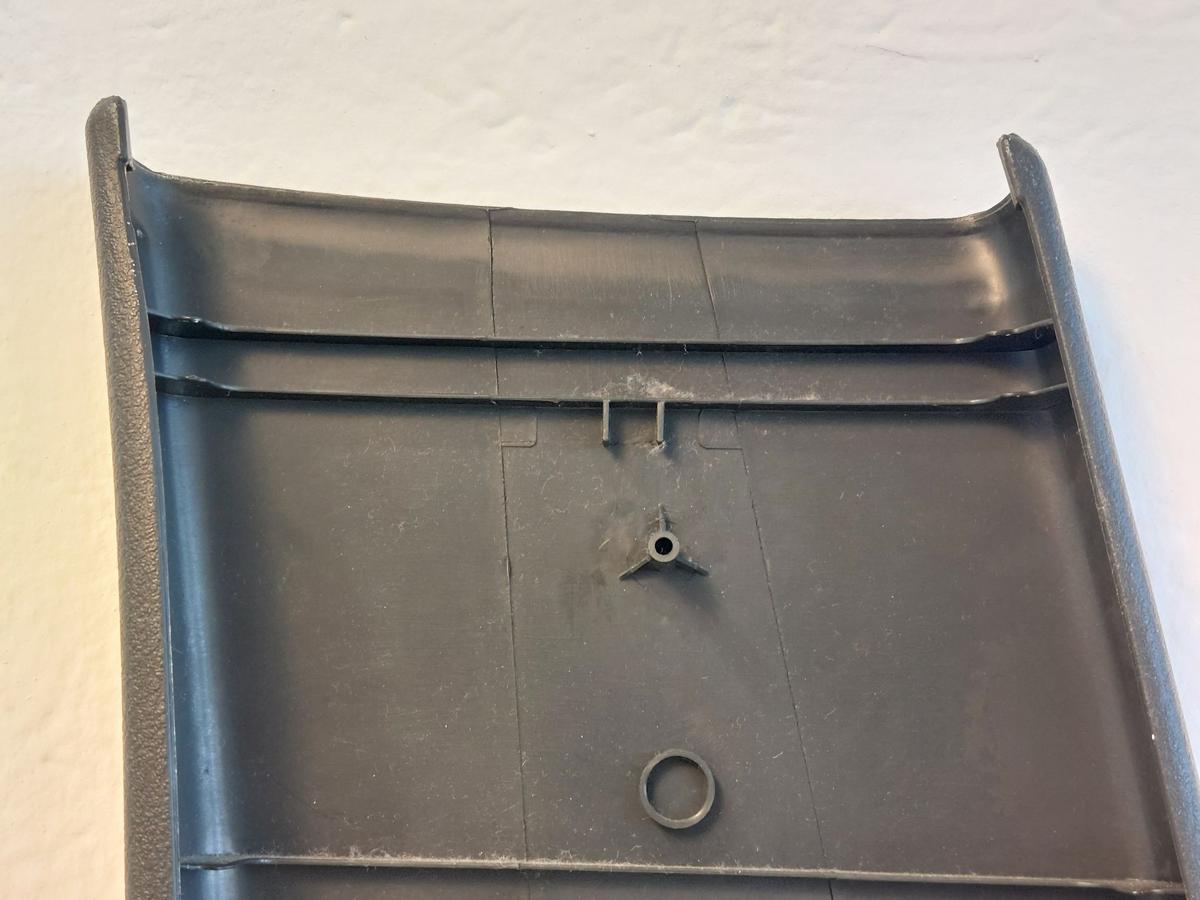 VW Bora Golf IV 1J Variant Verkleidung B Säule unten rechts B Säulenverkleidung