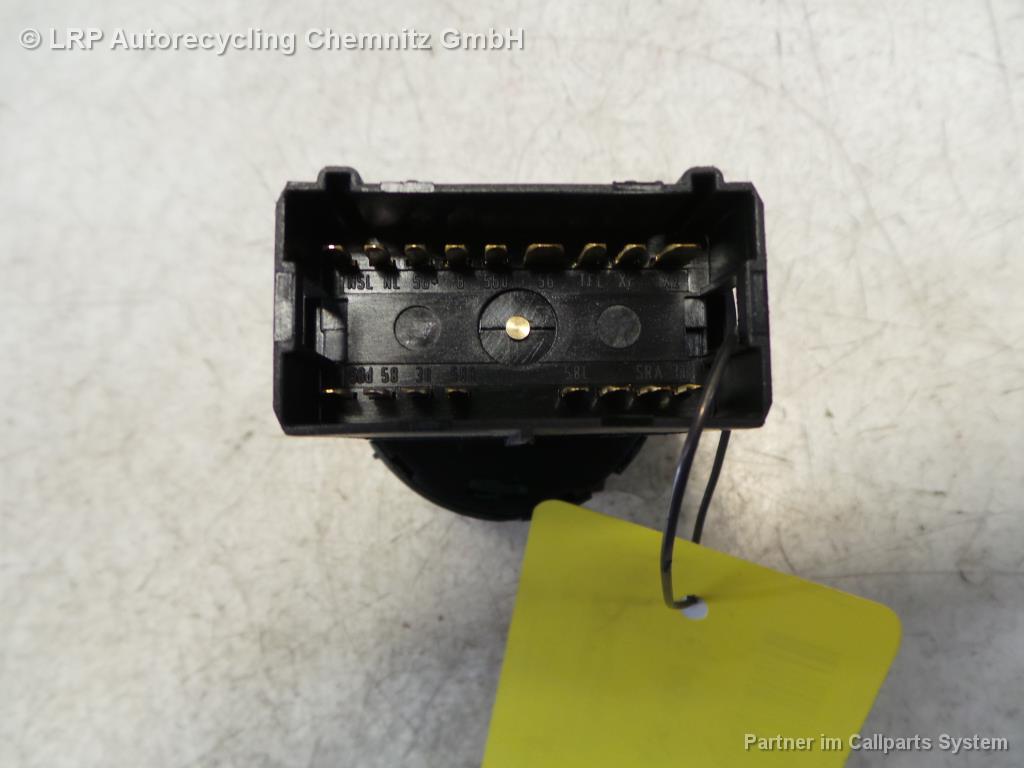 Skoda Fabia 2 II BJ 2008 LIchtschalter für Nebelscheinwerfer 1U0941531D