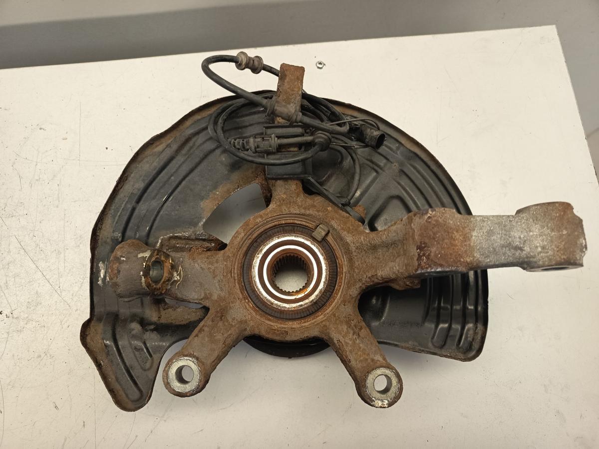 Mercedes W246 original Achschenkel vorn rechts mit Radlager Beifahrer Bj 2014