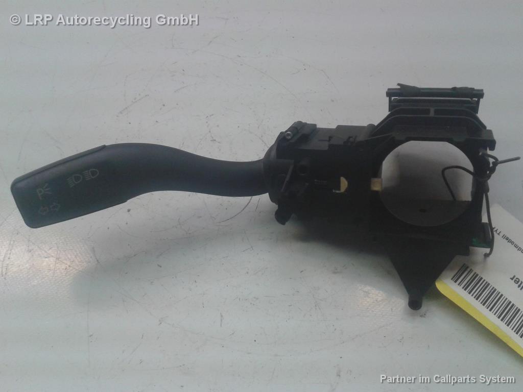 Audi A4 8E B7 BJ2007 Blinkerschalter 4E0953513E
