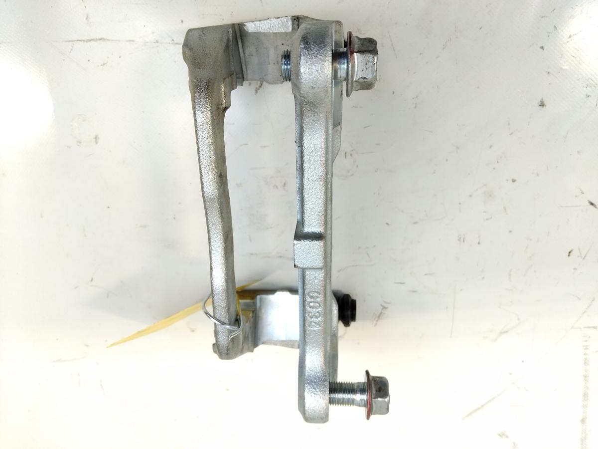 Mitsubishi Eclipse Cross original Bremssatteltr&auml;ger Vorderachse rechts Bj.2024