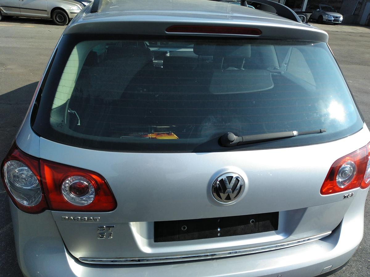 VW Passat 3C B6 Variant Heckklappe reflexsilbermetallic LA7W mit Scheibe Bj.2010