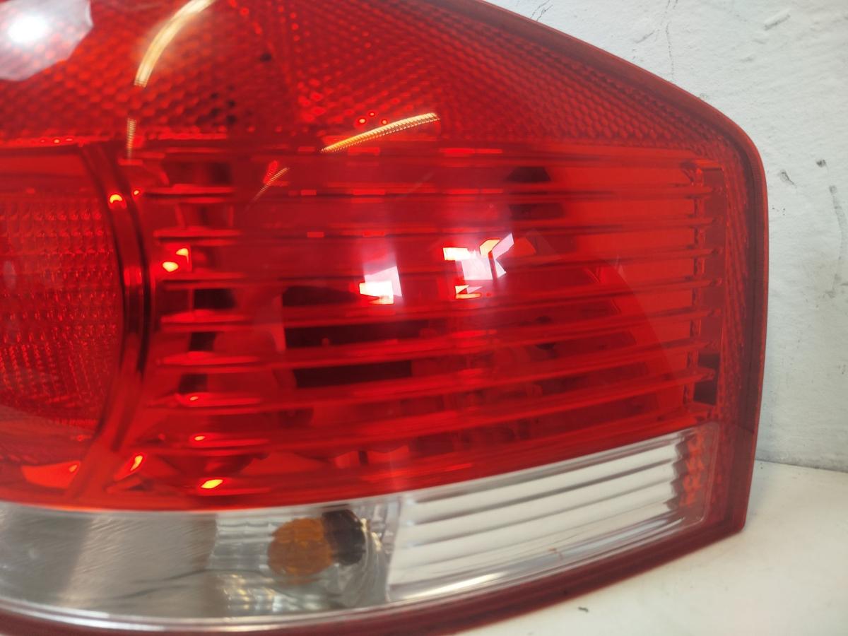 Audi A3 8P R&uuml;ckleuchte rechts R&uuml;cklicht Heckleuchte nur 3 t&uuml;rer bis 2008