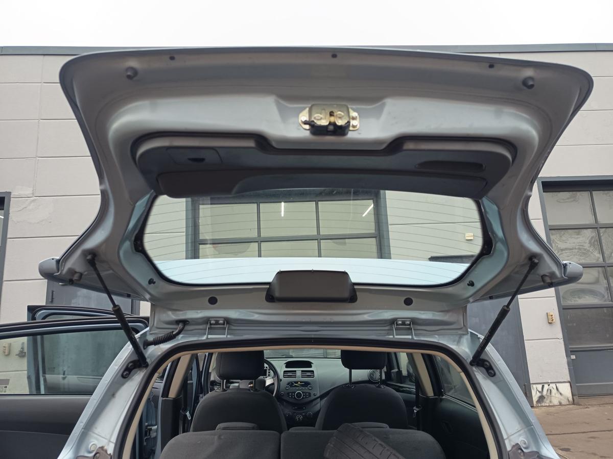 Chevrolet Spark M300 original Heckklappe mit Scheibe GCW Misty Lake Bj 2012