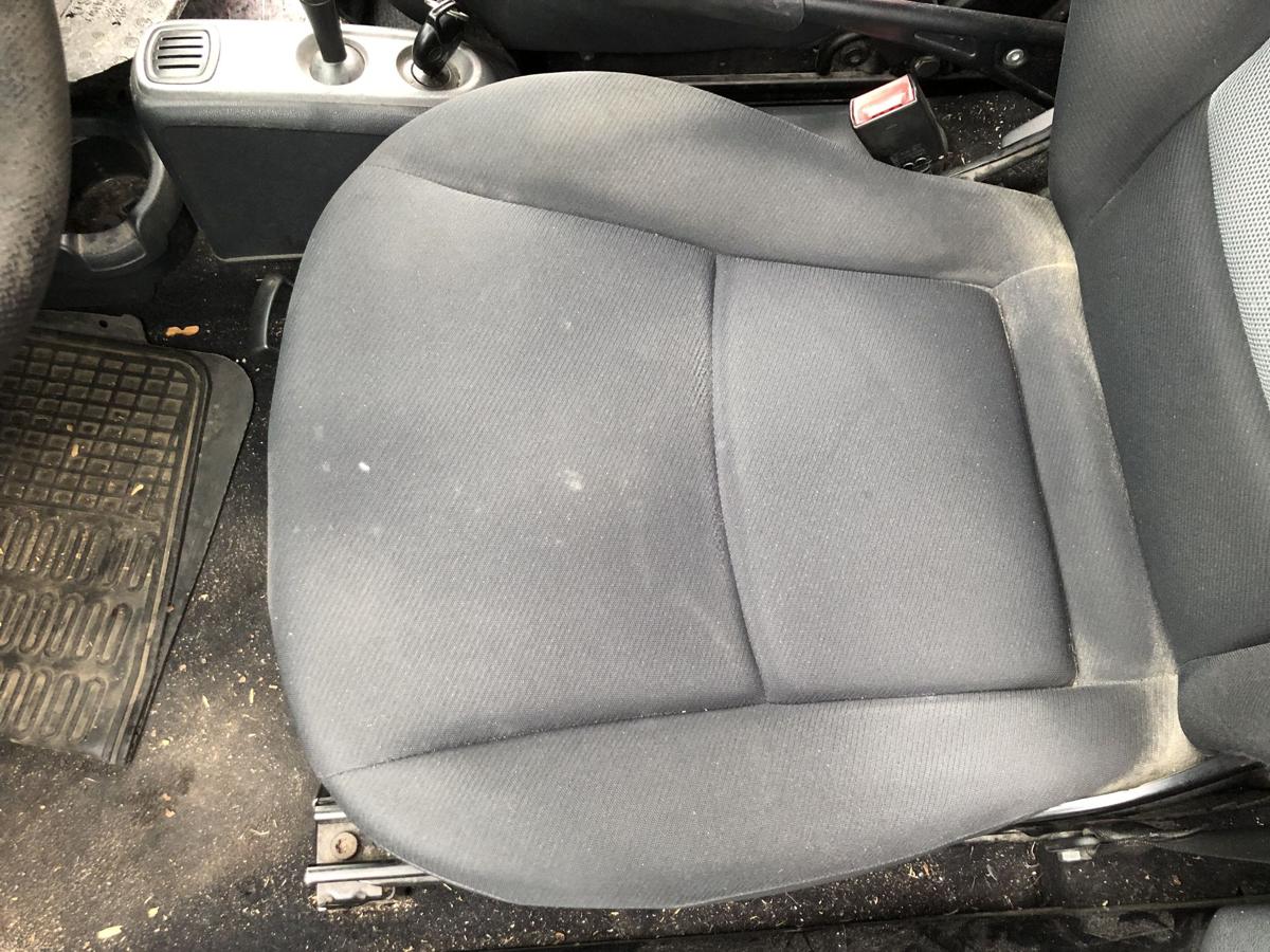 Smart 451 Mopf Sitz vorn links Fahrersitz Stoff Autositz Stoffsitz