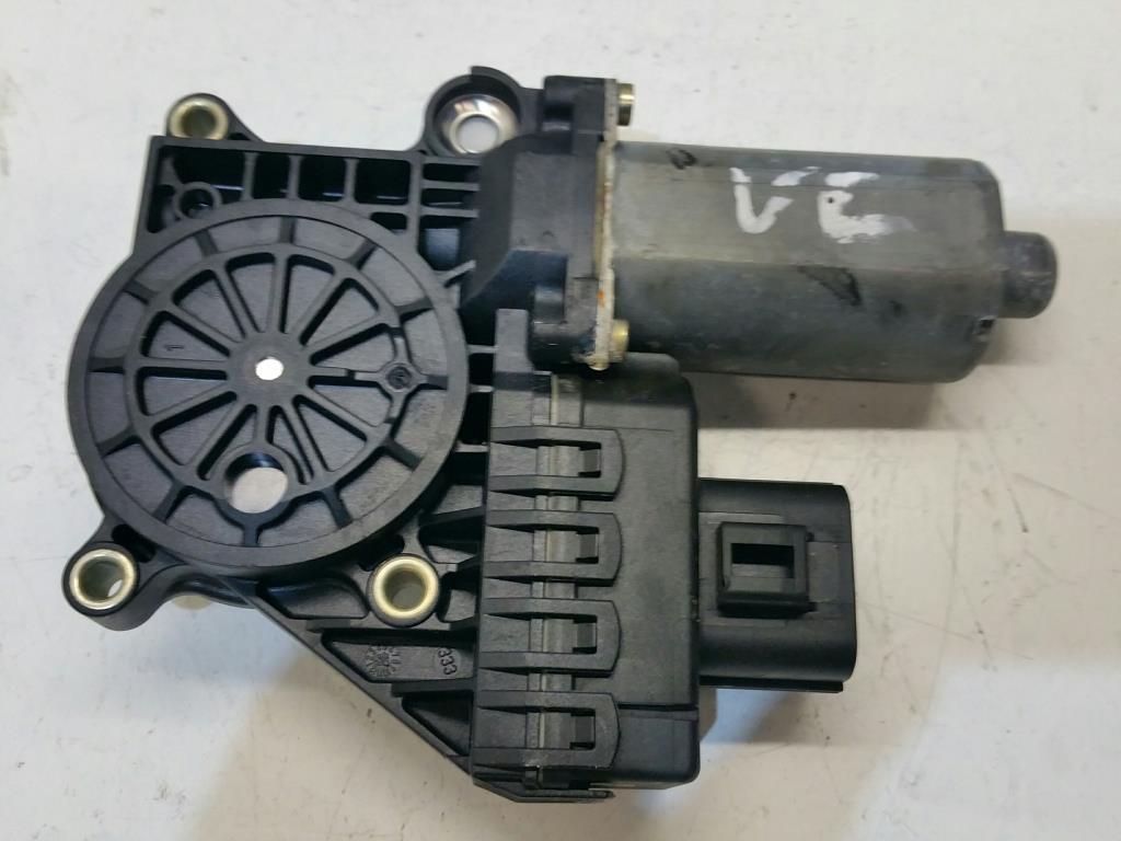 Ford Mondeo MK3 Bj.04 Fensterhebermotor vorn links Hebermotor