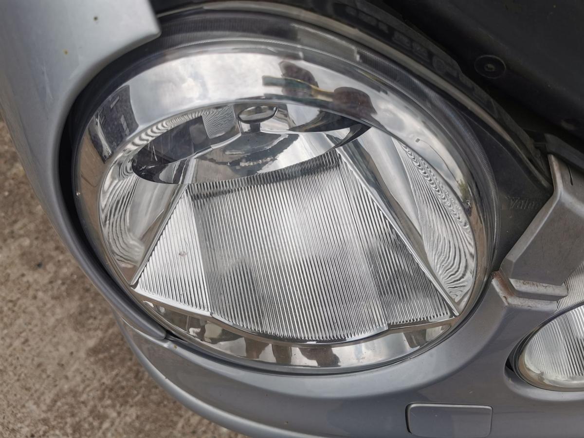 VW Polo 9N1 Scheinwerfer Hauptscheinwerfer Frontscheinwerfer vorn rechts Valeo