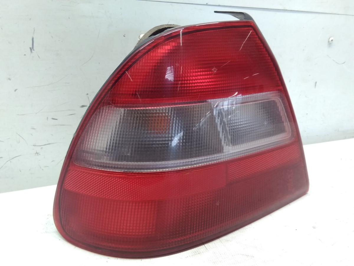 Honda Civic MB2 orig.Rückleuchte Heckleuchte links 5trg. Fließheck Facelift BJ98