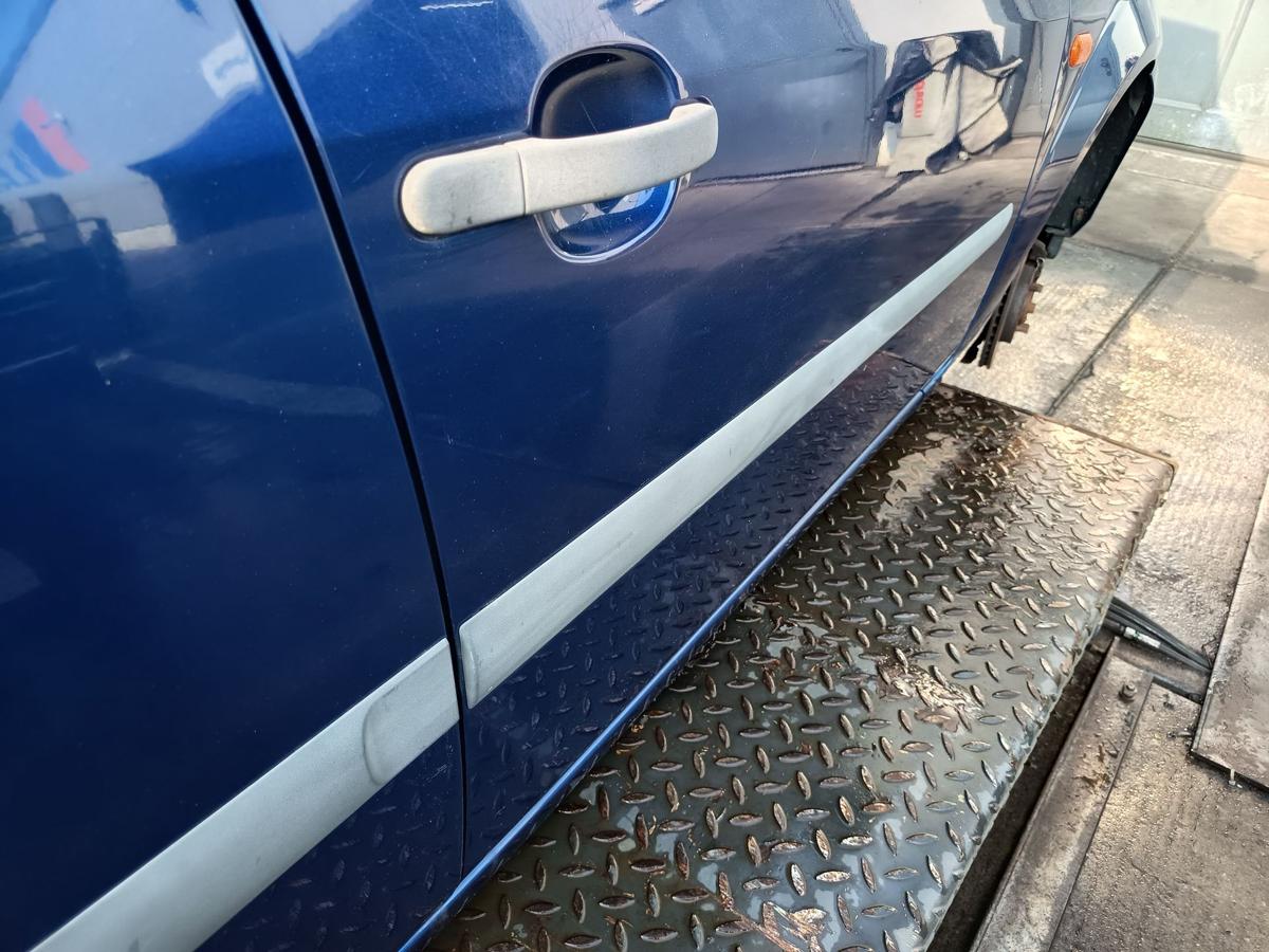 Ford Fiesta VI JH1 original T&uuml;r vorn rechts Beifahrer C-Burmablau Bj 2007