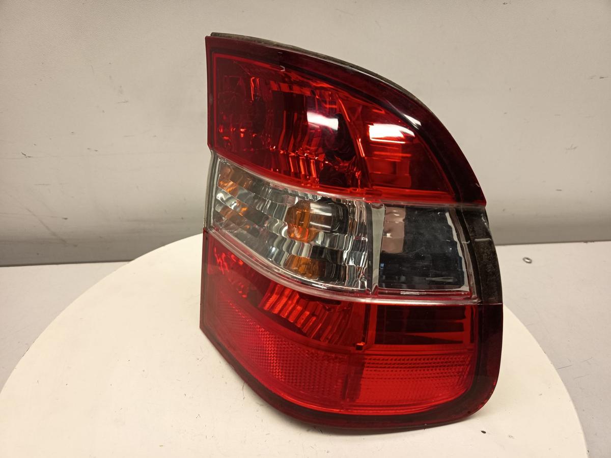 BMW E39 Kombi original R&uuml;ckleuchte rechts au&szlig;en Facelift Baujahr 2002