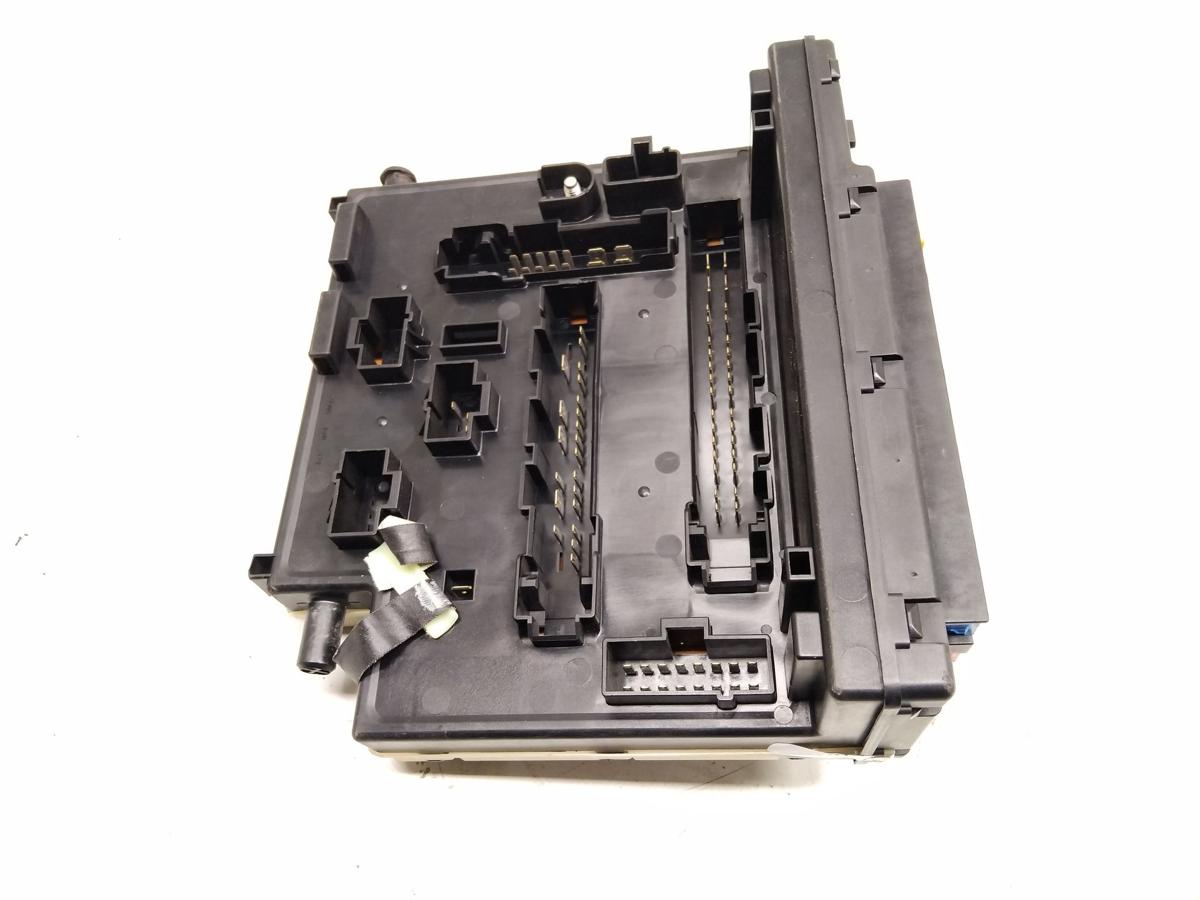 Ford Escort GAL Sicherungskasten Zentralelektrik 95AG14A073DB BJ1995 Ford Escort GAL Sicherungskasten Zentralelektrik 95AG14A073DB BJ1995