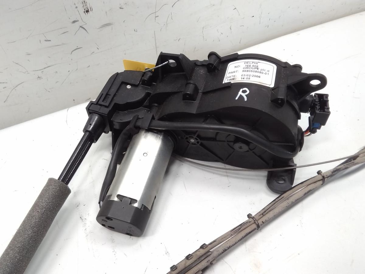 Peugeot 1007 original Türantrieb Motor rechts 9680508080 Bj.2006