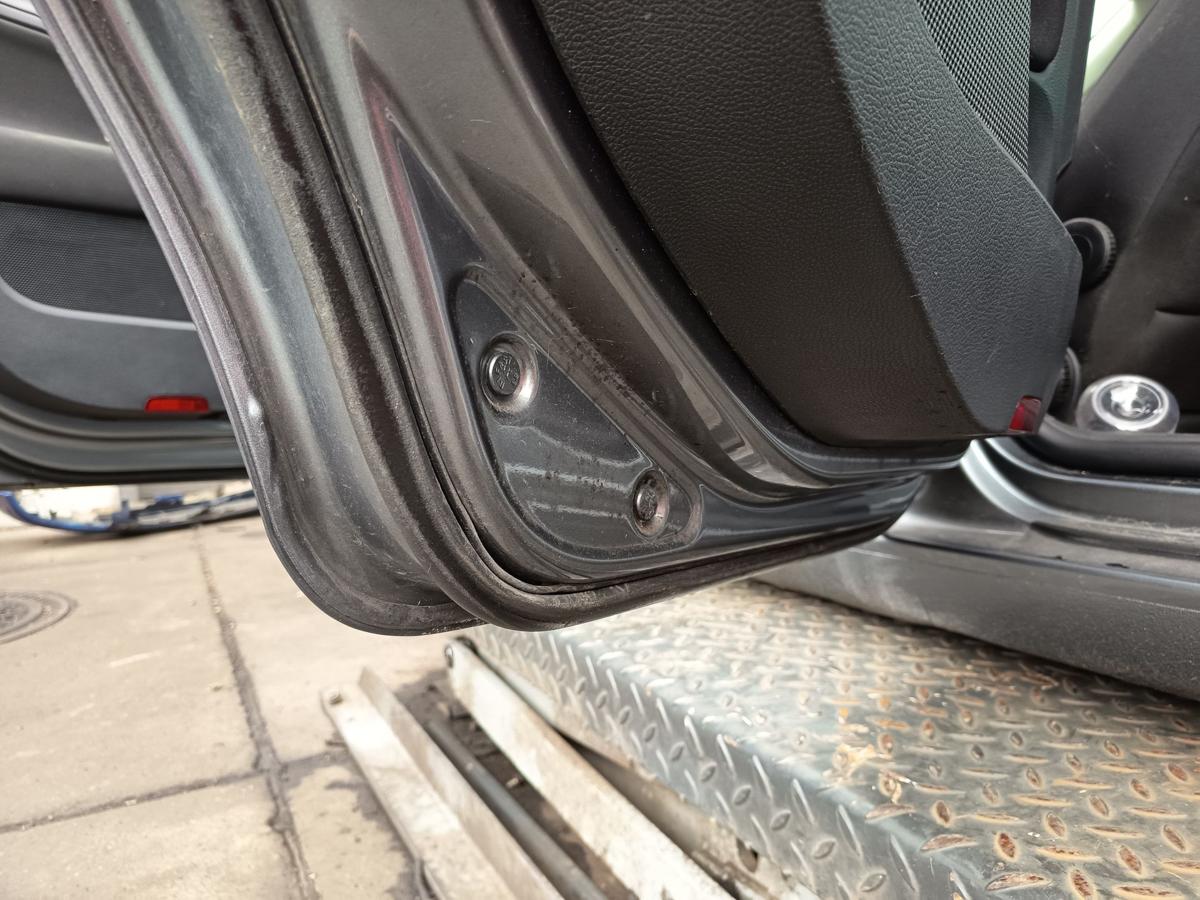 VW Golf VI Variant original Tür hinten links Fond D7X Platingrau Bj 2010