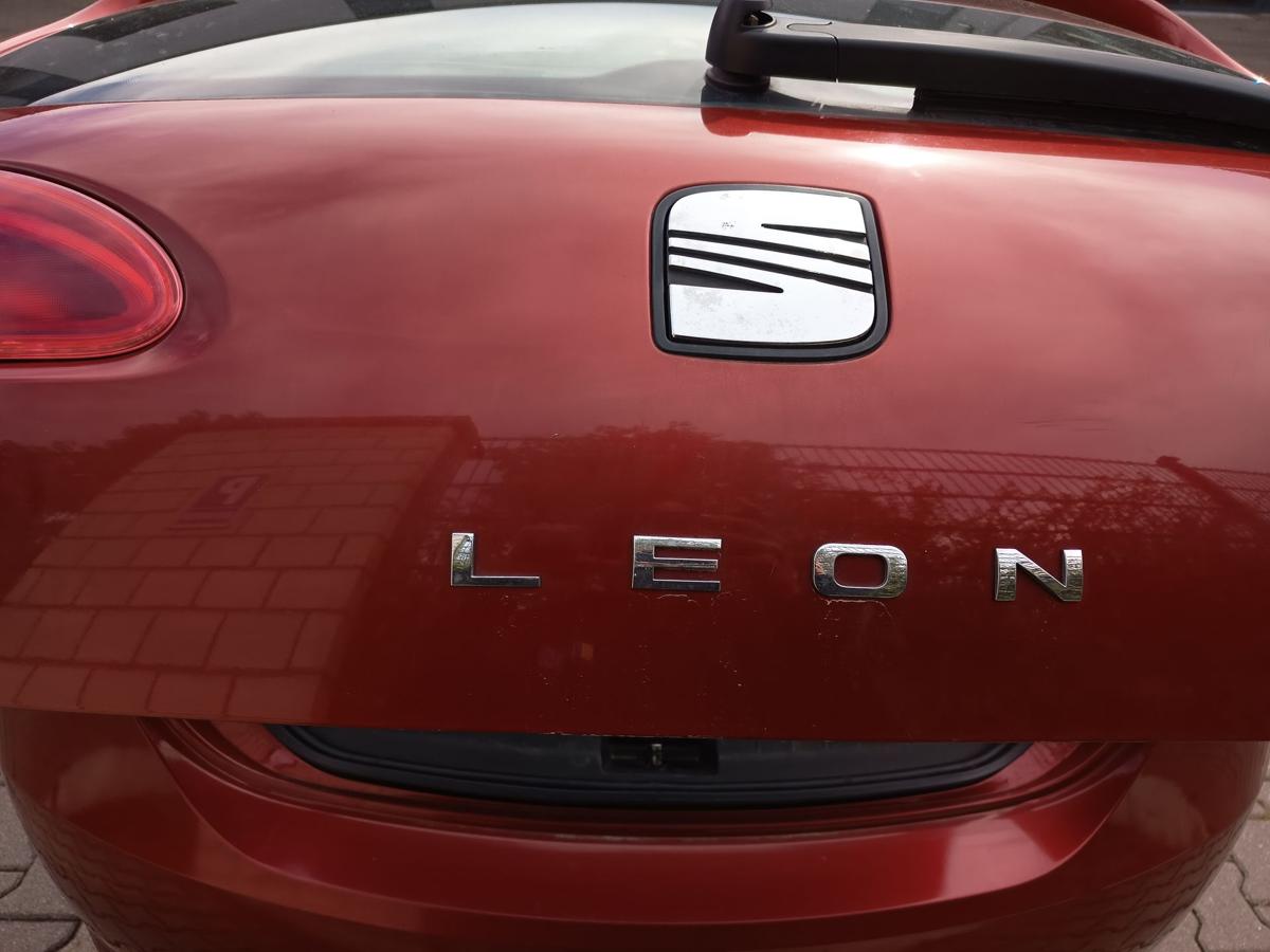 Seat Leon 1P original Heckklappe mit Scheibe LS3X Rojo Rubi Perlado Met. Bj 2005