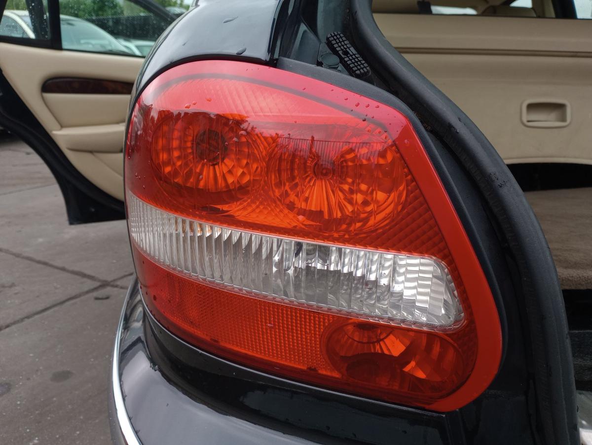 Jaguar X-Type Estate original Rückleuchte links Heck/Schluss/Licht Bj 2007