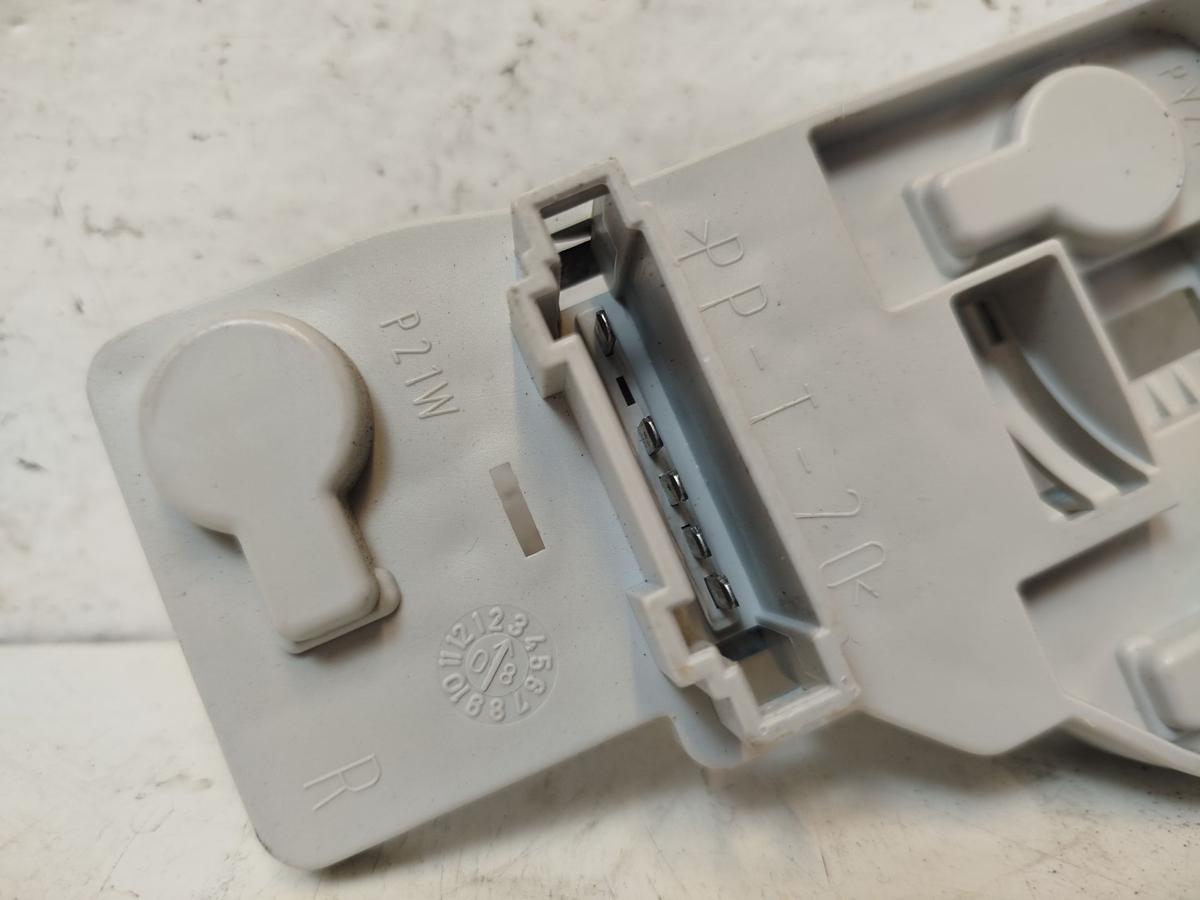 Skoda Octavia 1Z Kombi Lampenträger Lampenfassung Rückleuchte hinten rechts AL