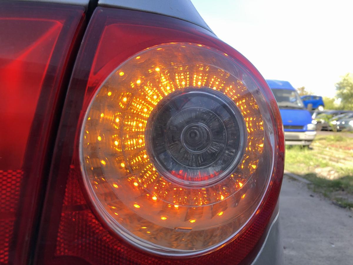 VW Passat 3C B6 R&uuml;ckleuchte au&szlig;en rechts R&uuml;cklicht Heckleuchte Variant LED
