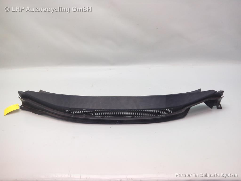 Honda Civic FK1 BJ2011 Plastikabdeckung unter Frontscheibe Windlauf vorn mitte