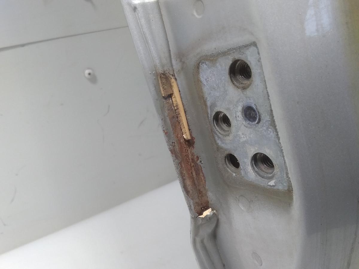 Mercedes Vito 639 Heckfl&uuml;gelt&uuml;r Heckt&uuml;r rechts ! Brandschaden ! Bj.2007