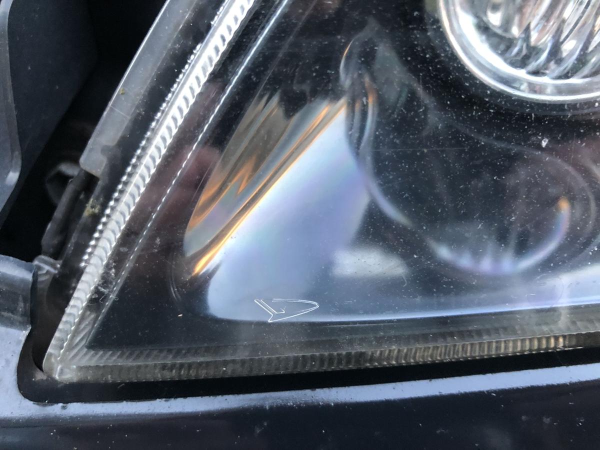 Daihatsu YRV M2 Scheinwerfer links original Halogen Headlight Frontscheinwerfer