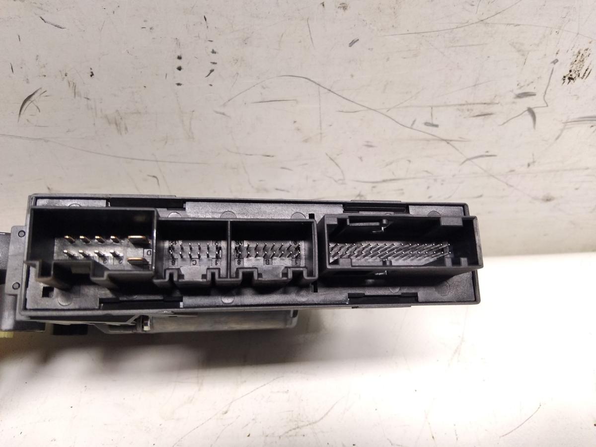 Seat Exeo ST 3R original Fensterhebermotor vorn rechts ohne Hebermechanik BJ2011