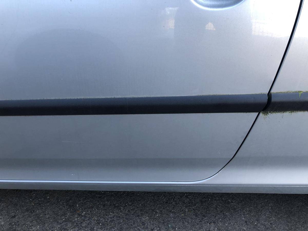 VW Golf 5 V 1K T&uuml;r vorn links Fahrert&uuml;r nur f&uuml;r 3 t&uuml;rer LA7W Reflexsilber