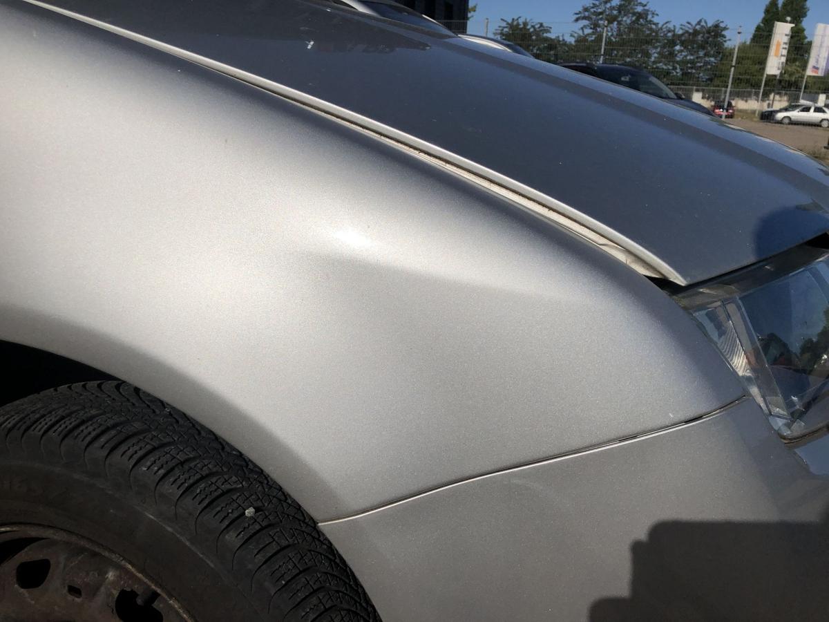 Skoda Fabia 6Y Kotflgel vorn rechts Fender Beifahrerseite LF7T Diamantsilber
