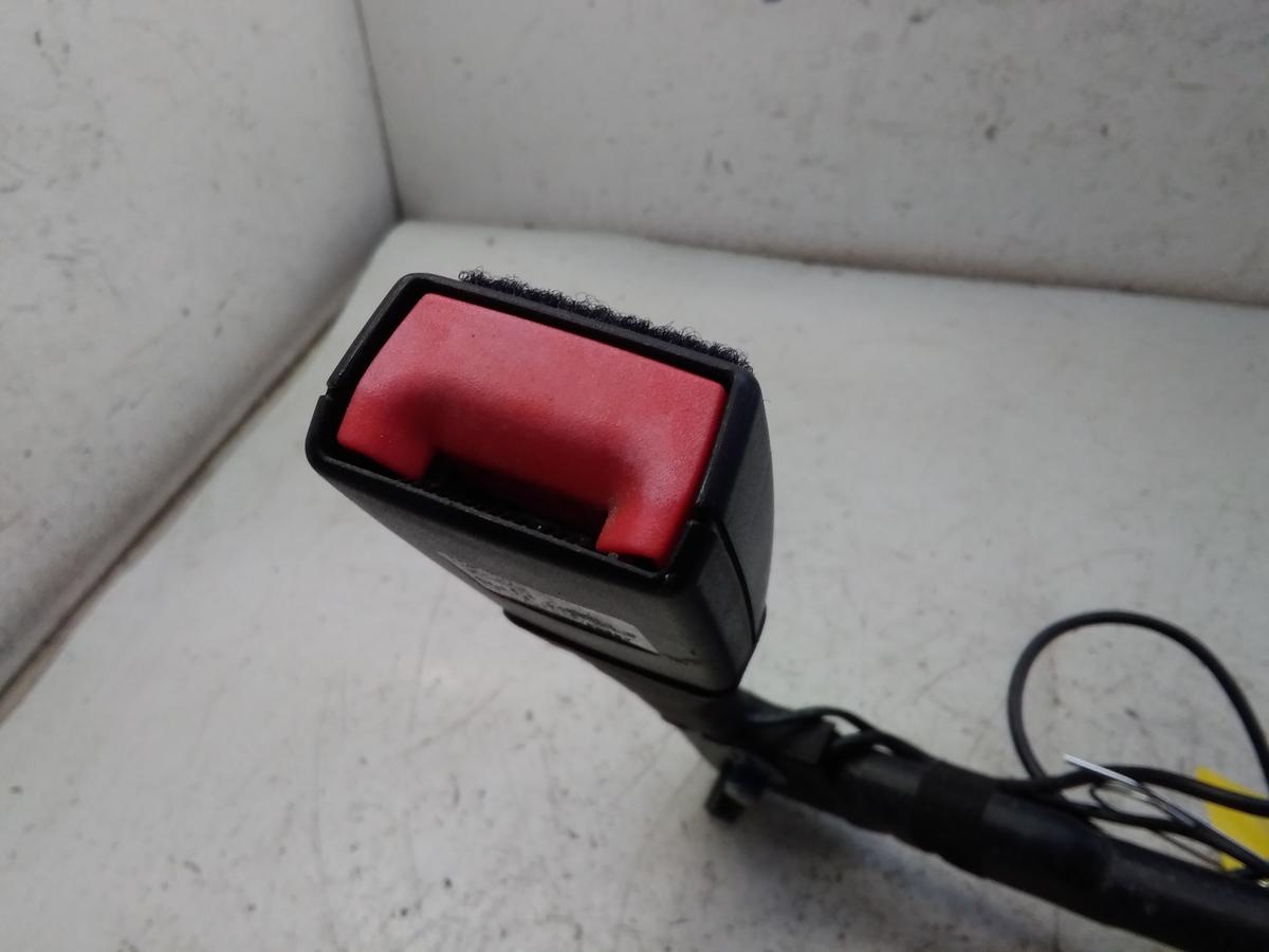 Opel Corsa E original Gurtschlo&szlig; vorn rechts unfallfrei Bj.2015