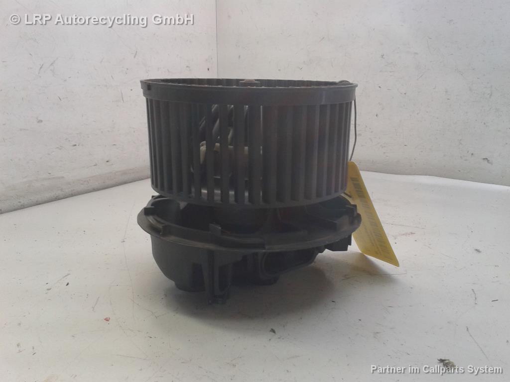 Nissan Micra K12 Heizgebläsemotor 667217D ohne Klima BJ2003