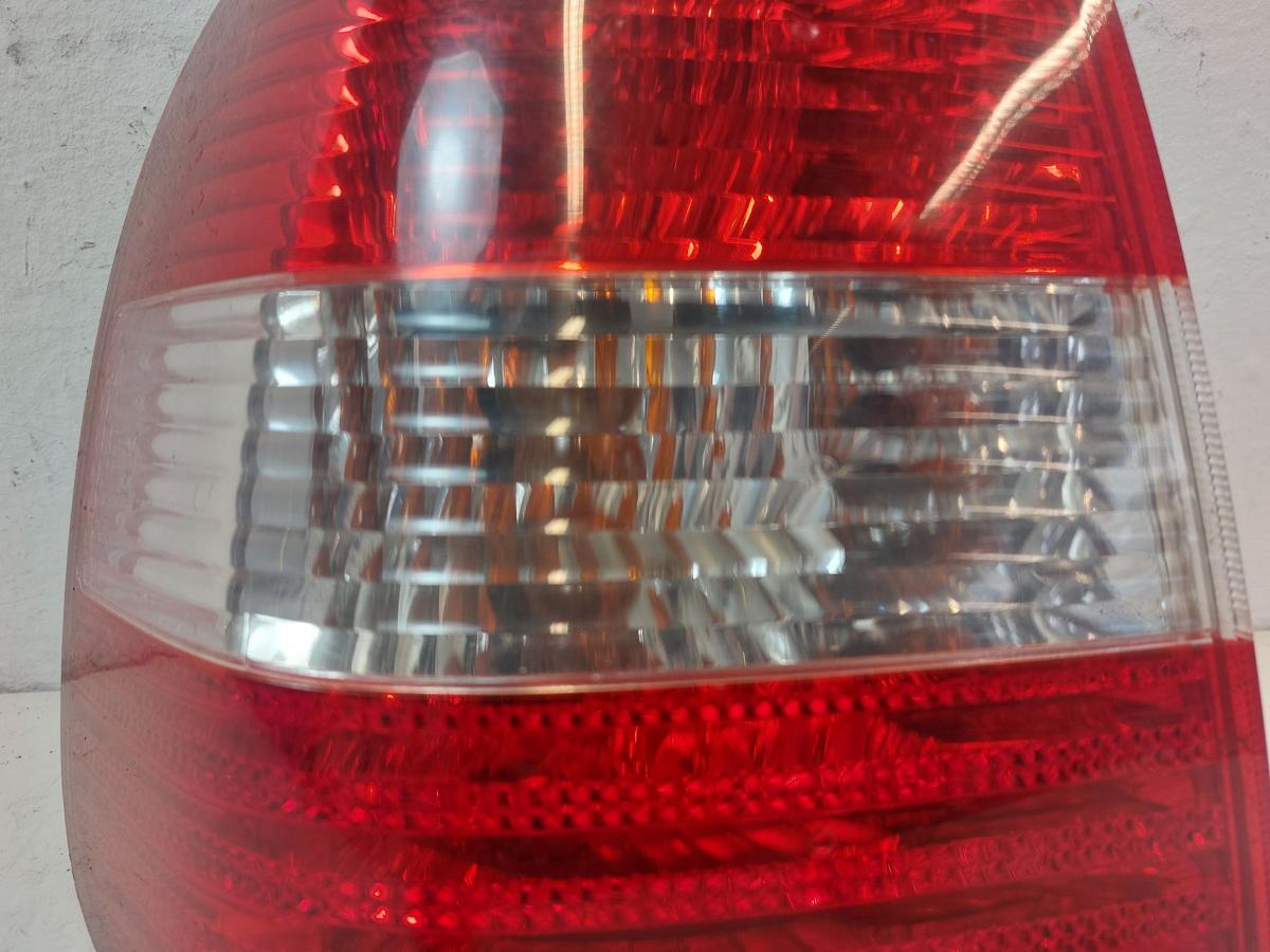 VW Polo 9N2 Stufenheck R&uuml;ckleuchte links au&szlig;en Ecke Limo R&uuml;cklicht Heckleuchte
