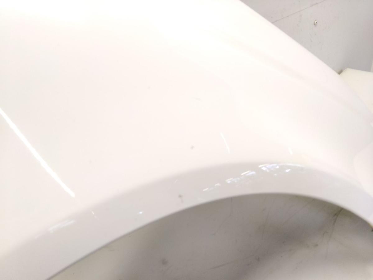 Opel Corsa D original Kotfl&uuml;gel vorn rechts Z474 Casablancawei&szlig; BJ2010