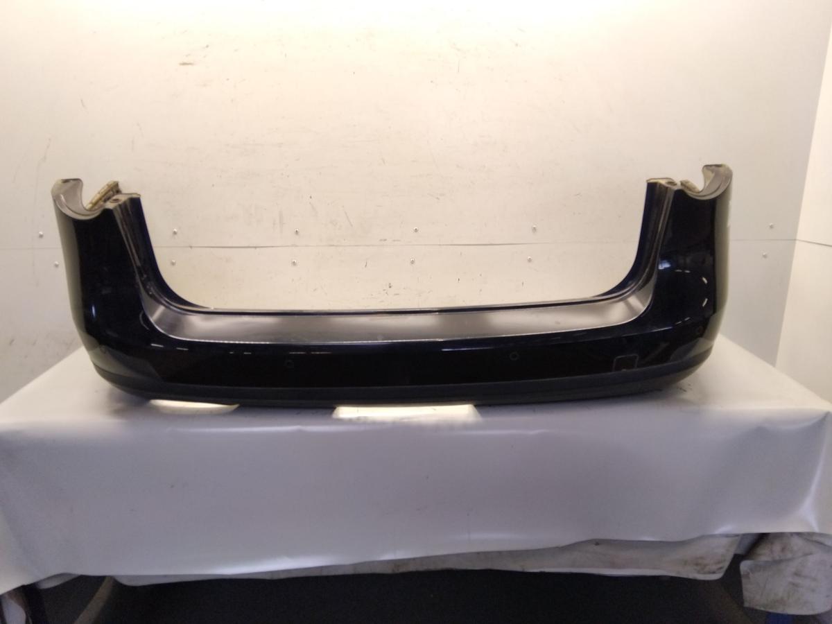 VW Passat 3C Variant B6 original Stoßstange Stoßfänger hinten mit PDC Bj.2008 VW Passat 3C Variant B6 original Stoßstange Stoßfänger hinten mit PDC Bj.2008