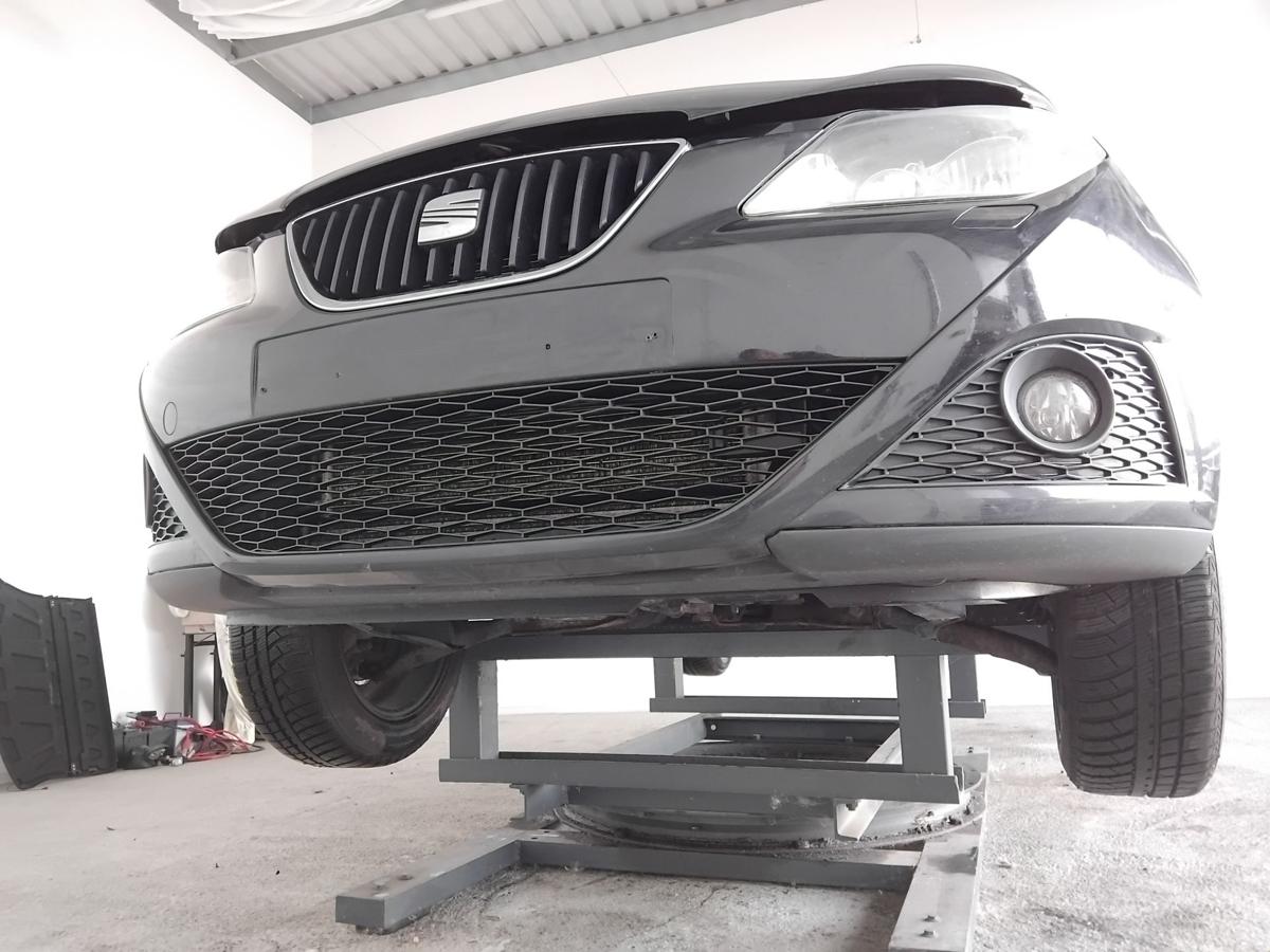 Seat Ibiza ST Kombi 6J original Stoßfänger Stoßstange vorn SRA BJ2010 LC9Z blackmagicperleffekt