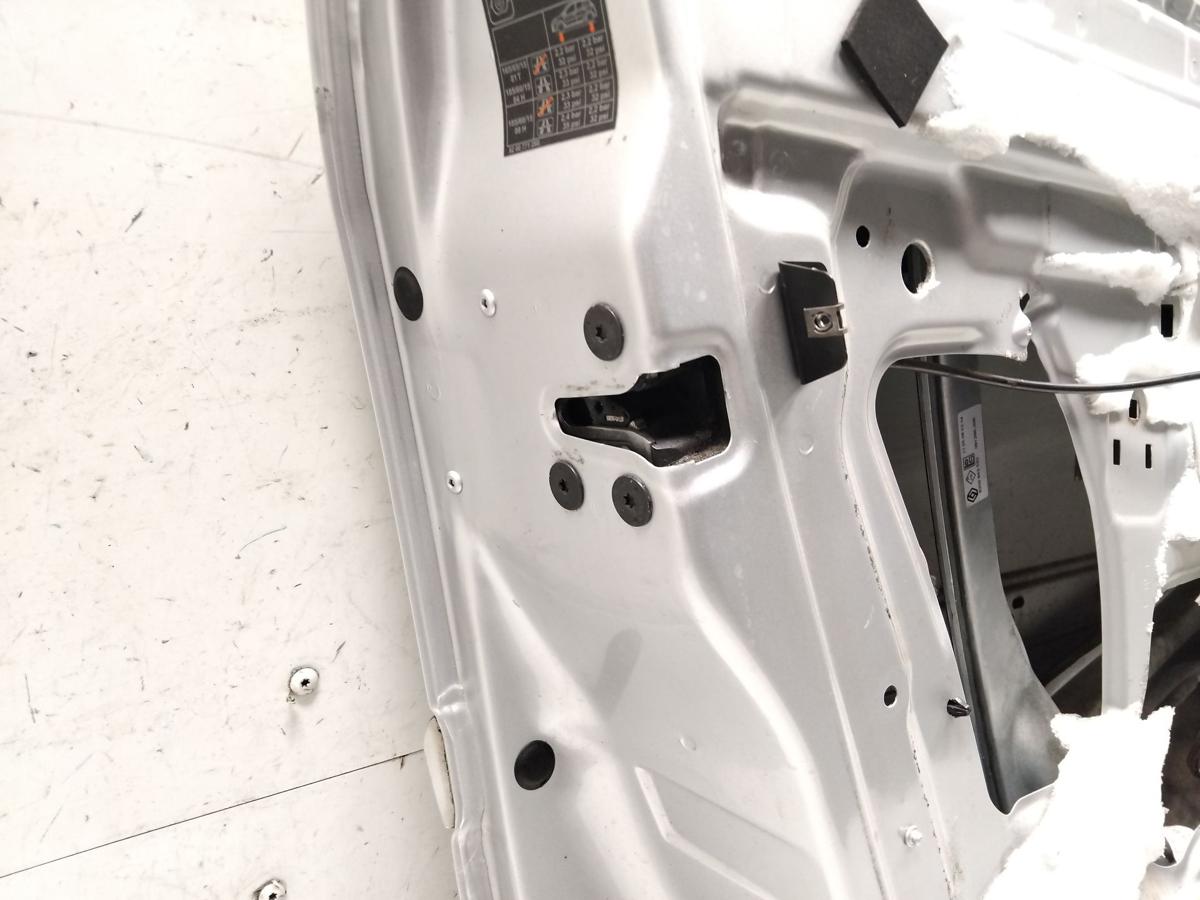 Renault Clio 3 original T&uuml;r vorn links TED69 Platingrau Metallic 5t&uuml;rig BJ2011