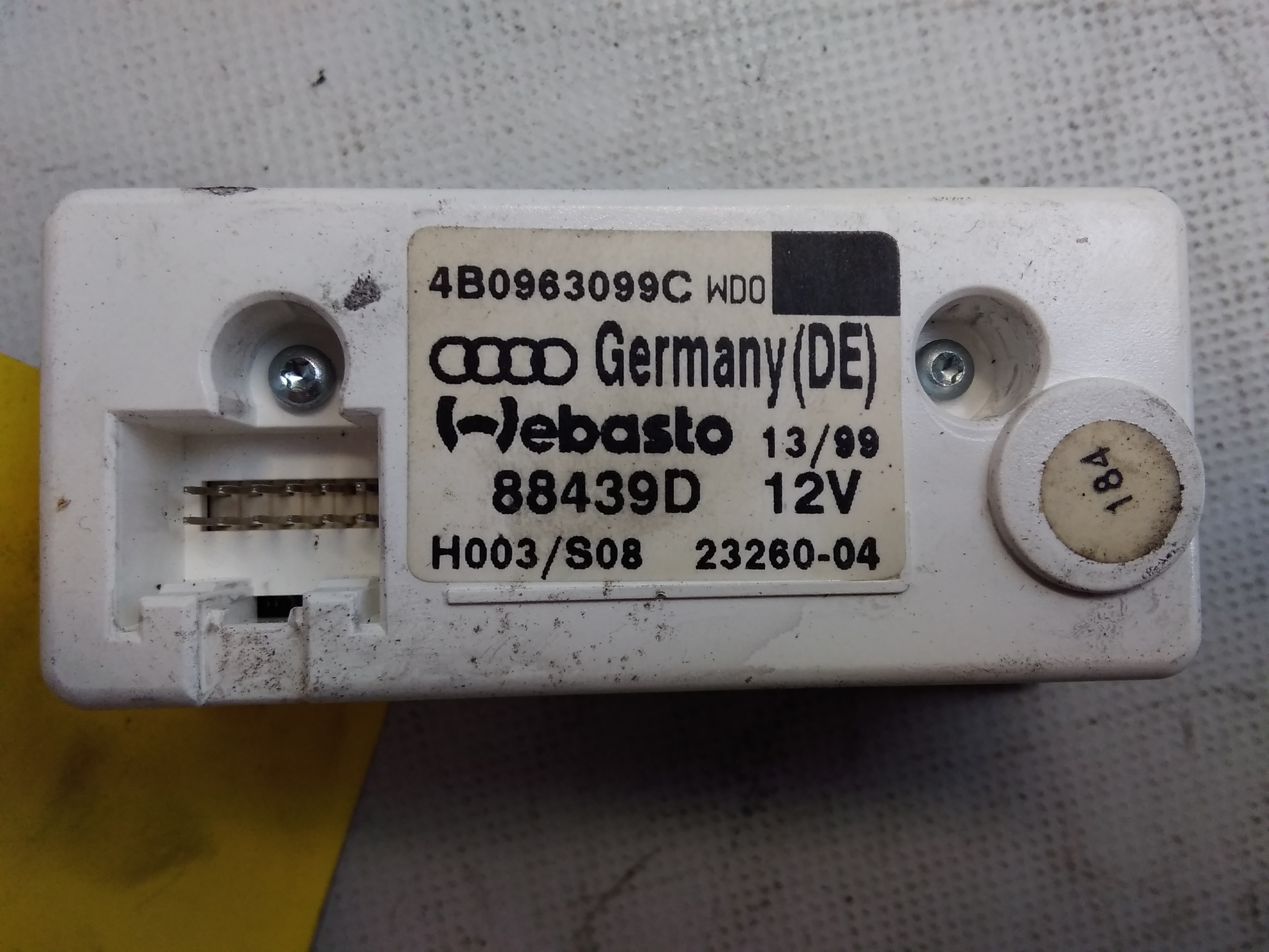 Audi A6 4B Bj.1999 original Uhr Bedienteil für Standheizung 4B0963099C