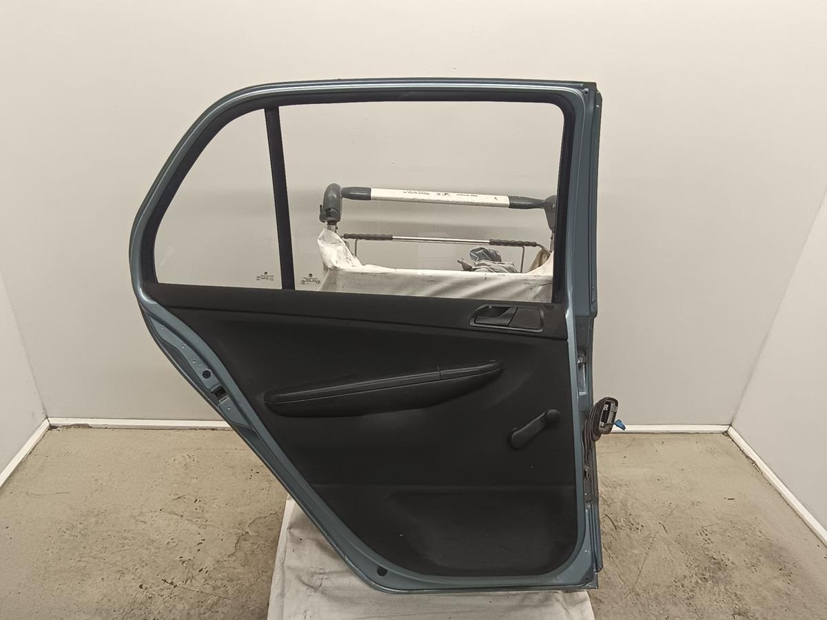 Skoda Fabia 6Y Limo ab 2004 original T&uuml;r hinten links LF7U-Stone Grey Metallic